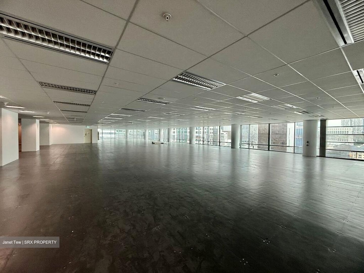 Capital Square (D1), Office #478359351